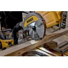 1800W AFKORT-/VERSTEKZAAG 216MM MET XPS-INDICATOR